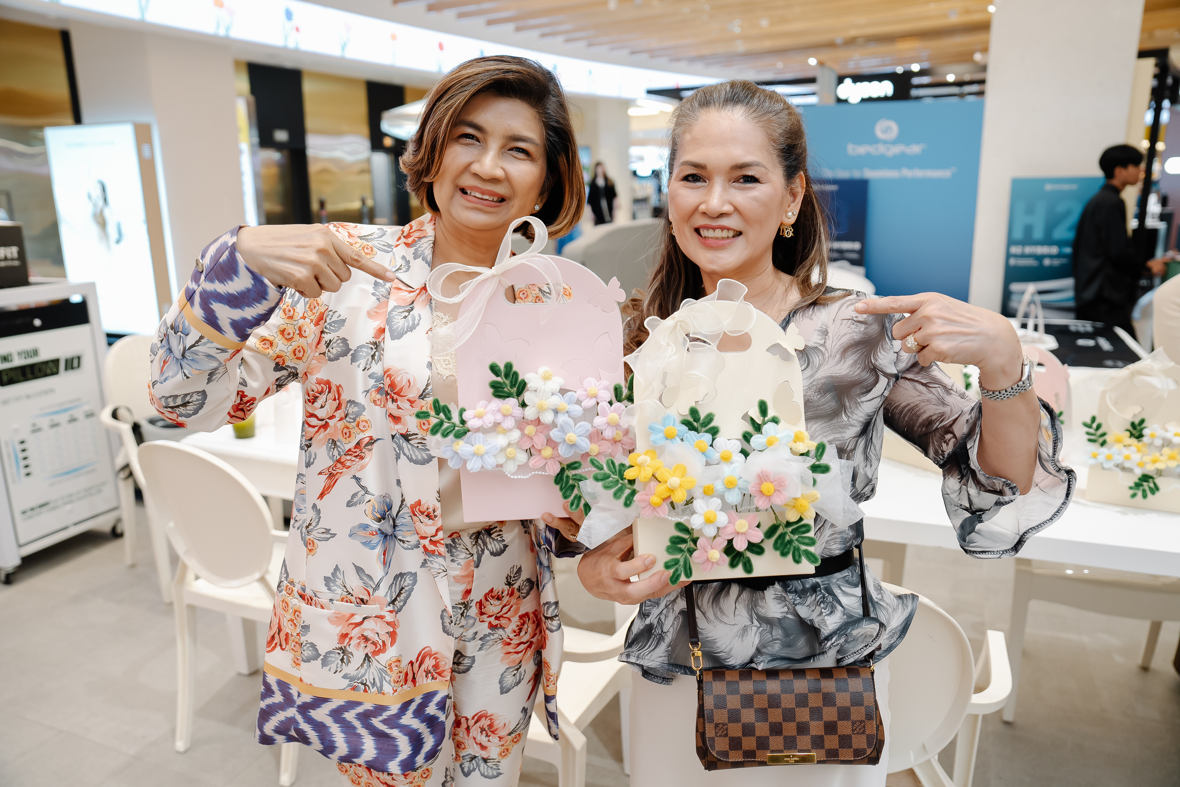 omazz-velvet-flower-workshop0-3jpg